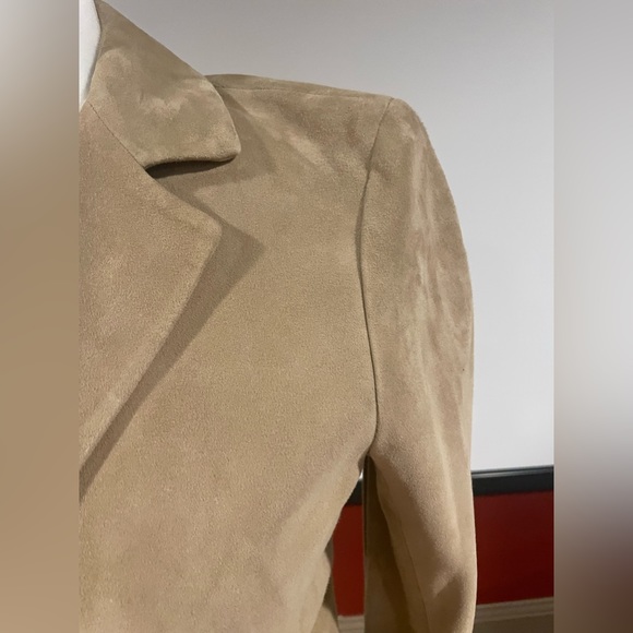 Theory tan suede jacket size 8 - Picture 9 of 11
